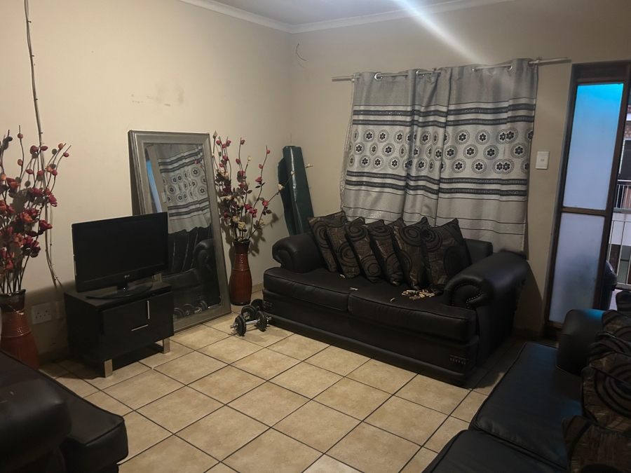 2 Bedroom Property for Sale in Brits North West